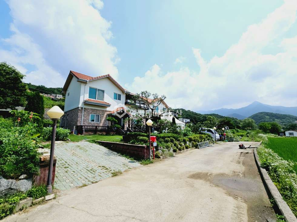 경기 양평군 옥천면 용천리 주건축물제1동 편의점도보! 좋은입지와 명품조망을 가진 전원주택 월세 월세 매물번호 10164 사진 3